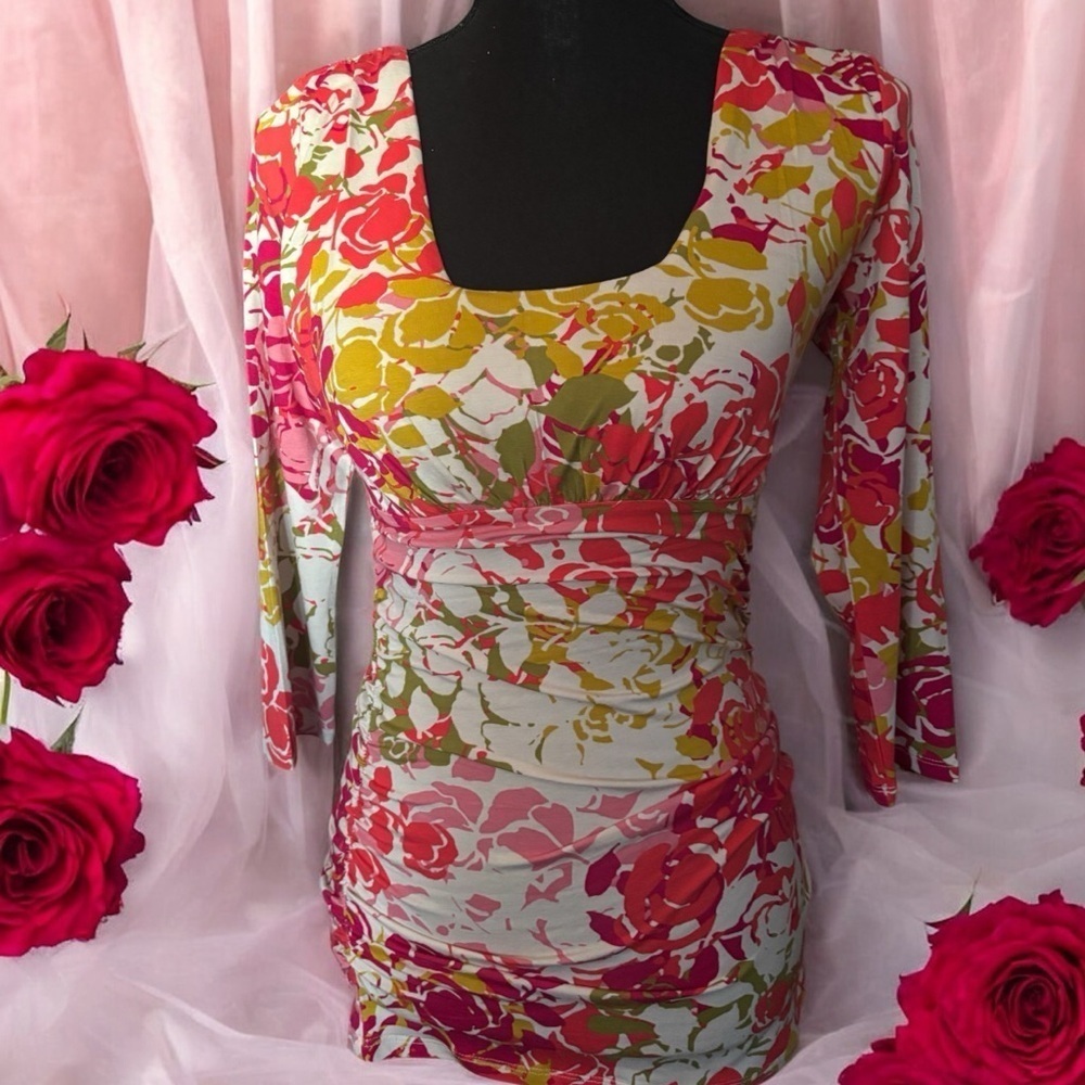 CABI MULTI FLORAL RED ROSE EMPIRE STYLE RUCHED TOP SZ S NWT POOL RESORT WEAR